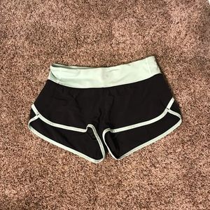 Lululemon Speed Short size 4